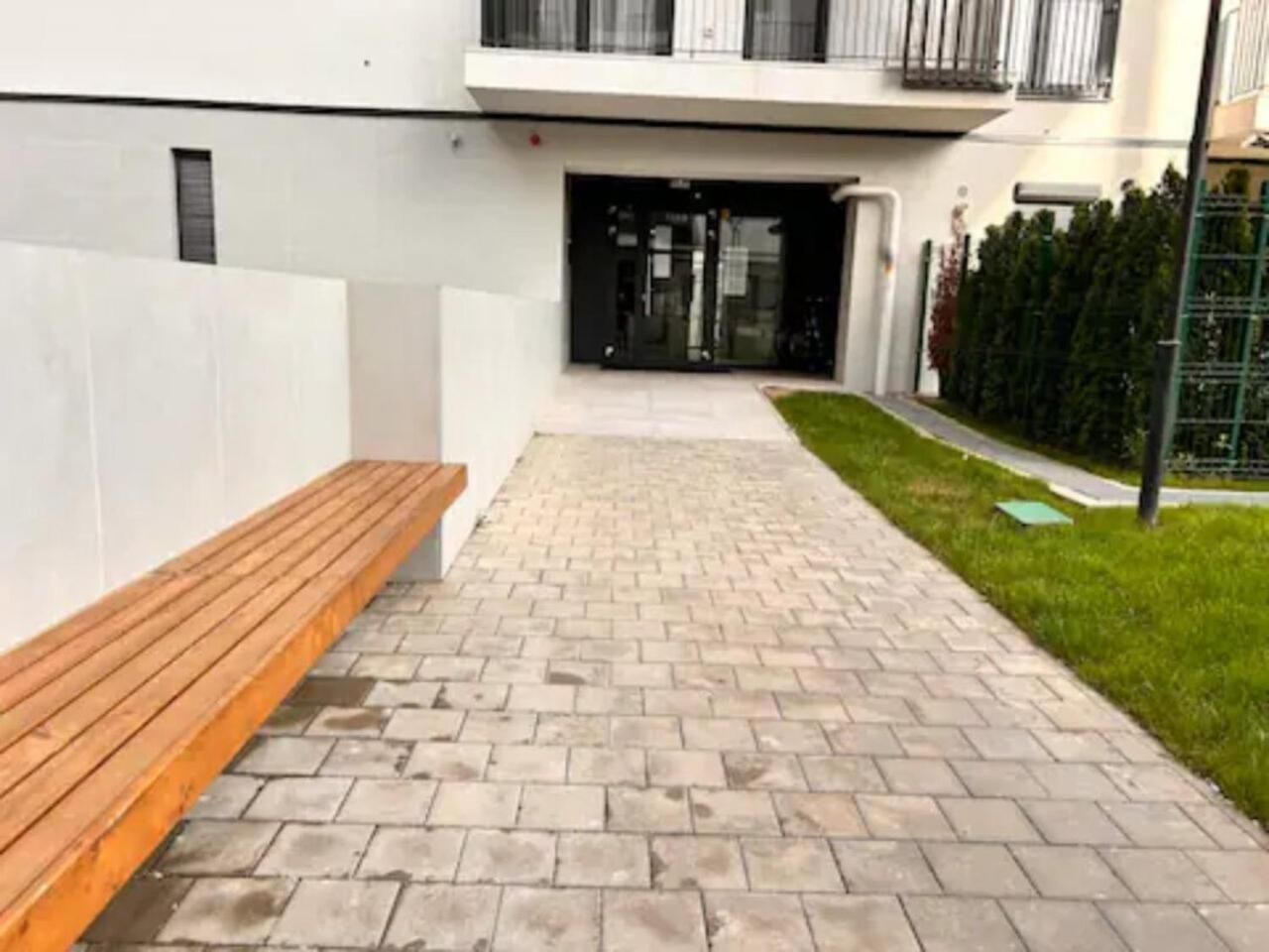 High-Rise Luxury Apartment With Free Parking Bukarest Exterior foto